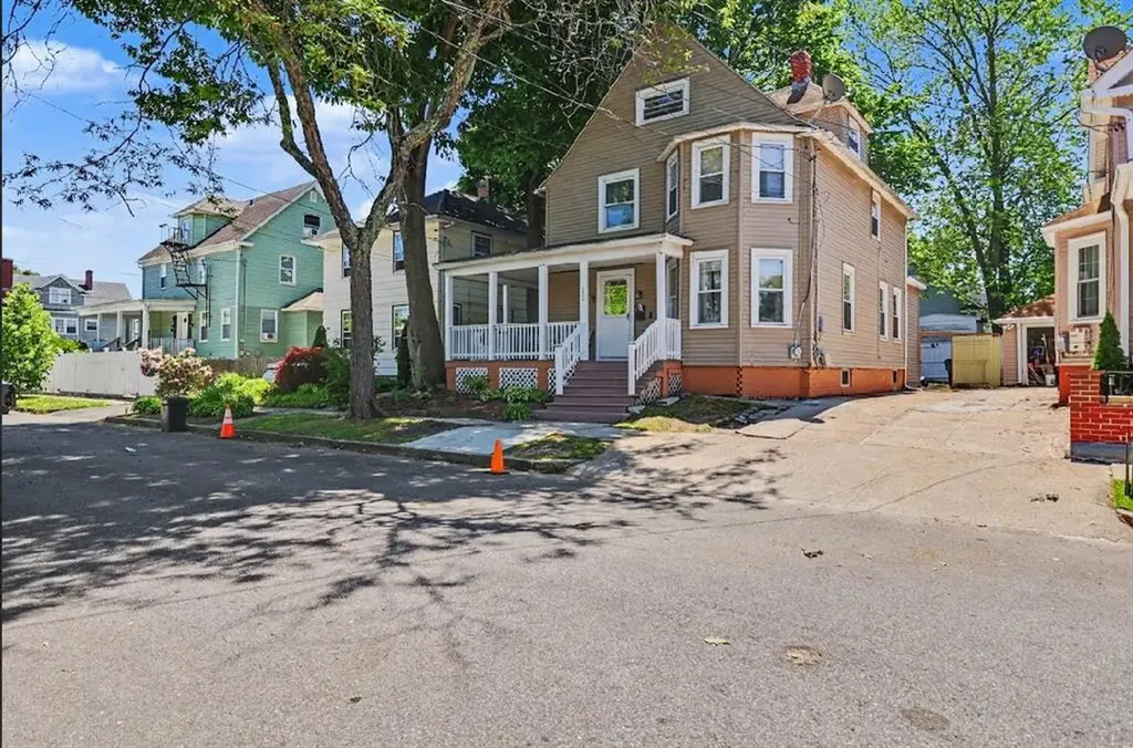 172 Massachusetts Avenue Providence RI 02905