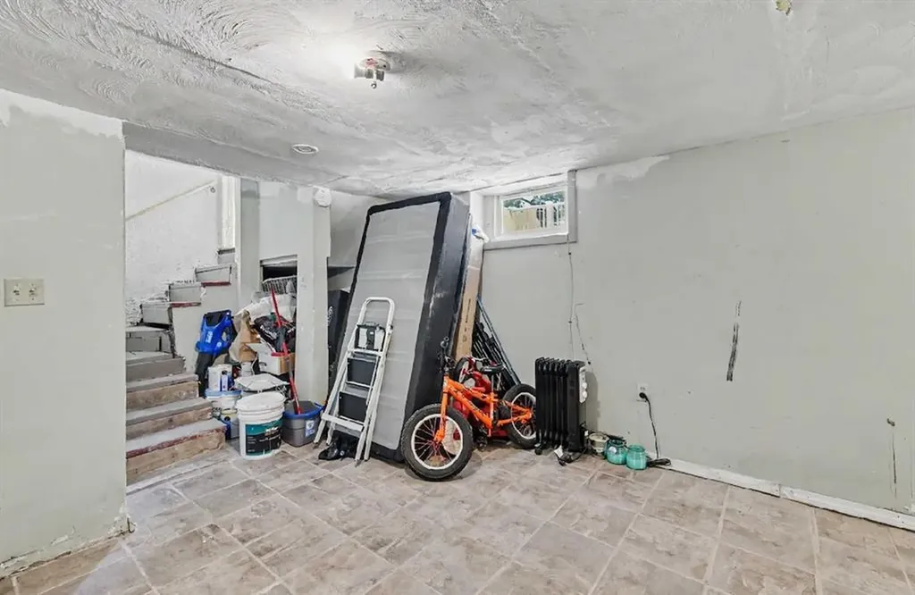 172 Massachusetts Avenue Providence RI 02905