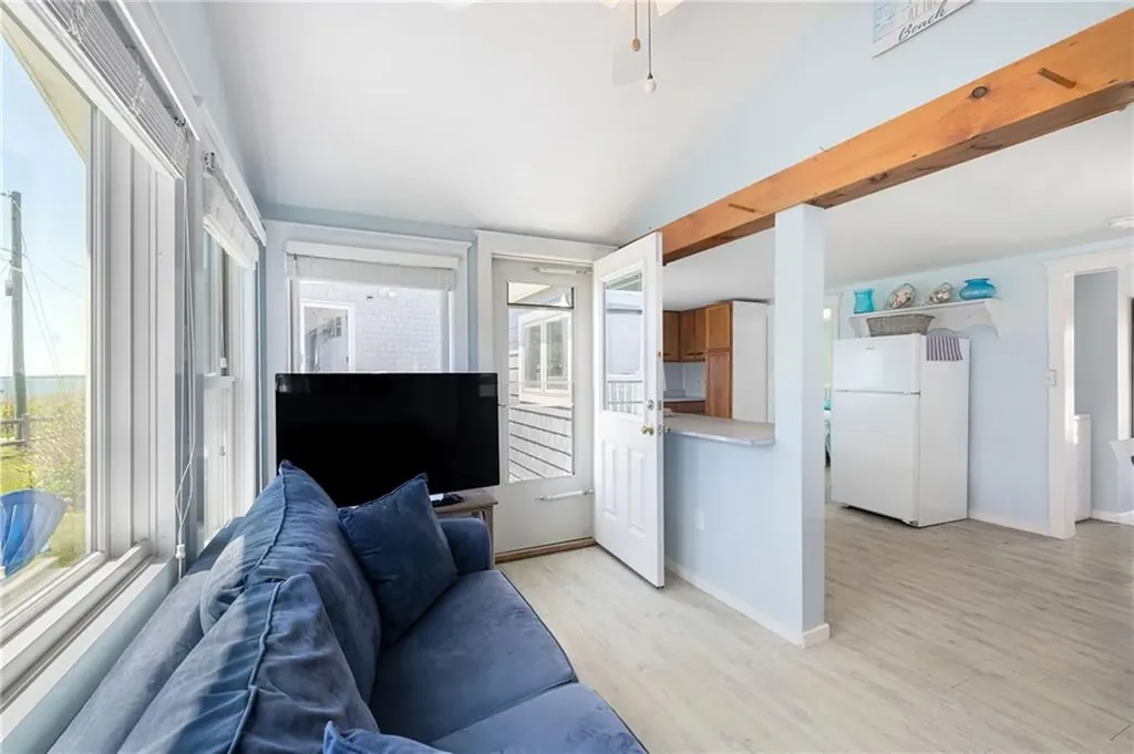 11 Woodruff Street Narragansett RI 02882