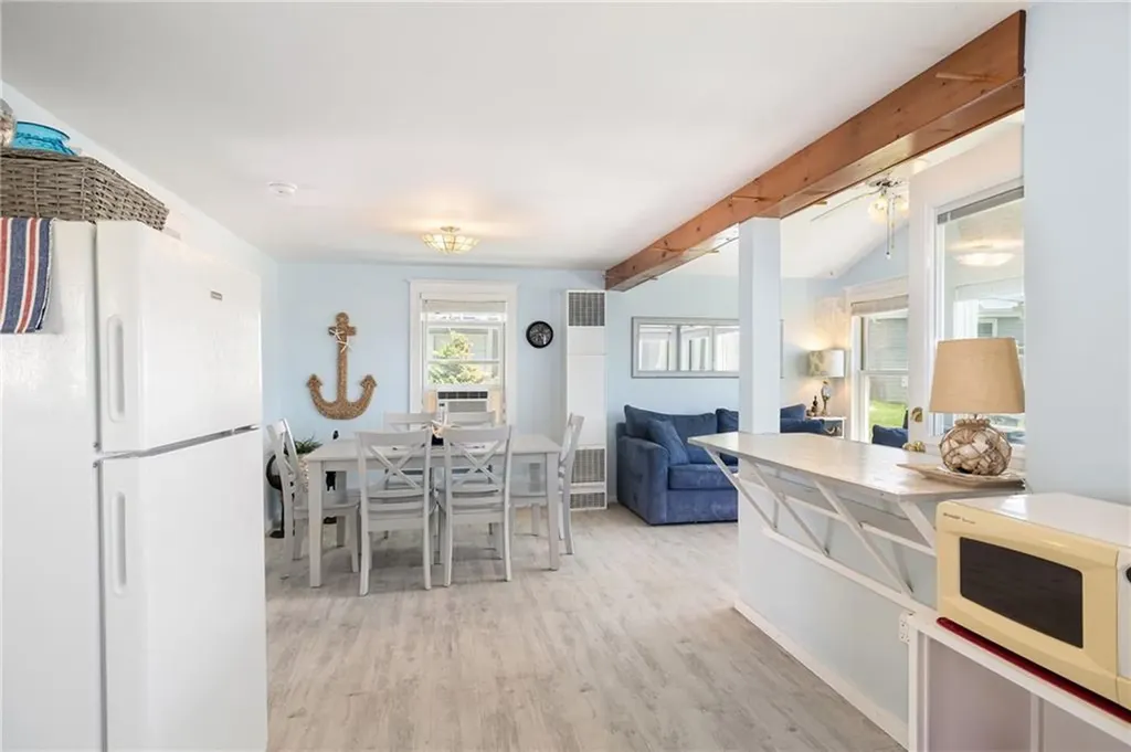 11 Woodruff Street Narragansett RI 02882
