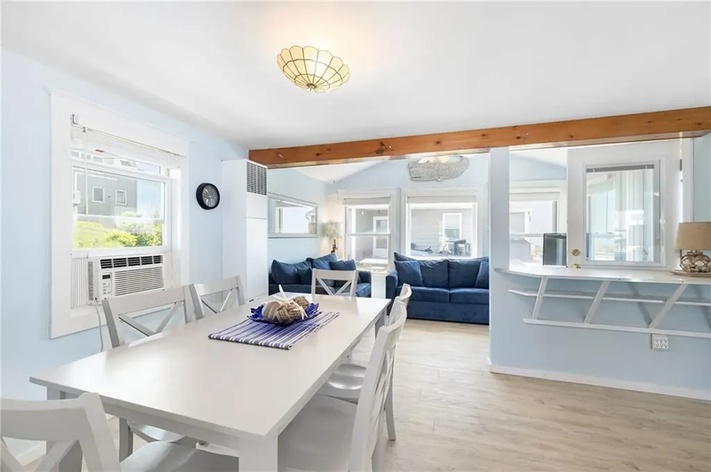 11 Woodruff Street Narragansett RI 02882