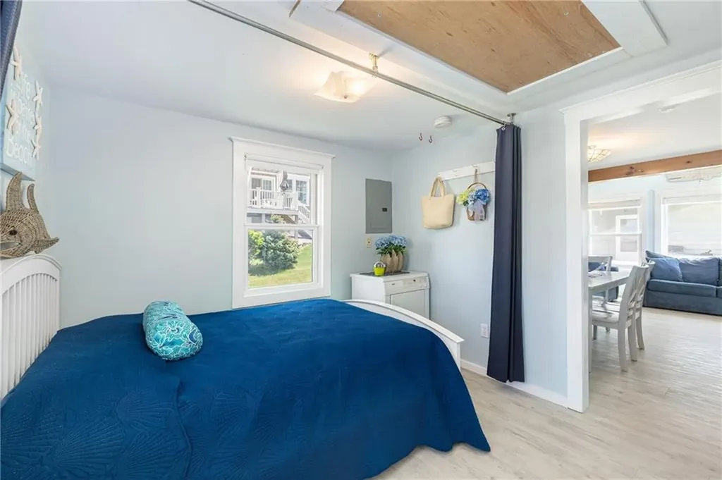 11 Woodruff Street Narragansett RI 02882