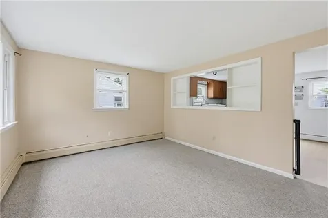 29 Rosedale Drive Bristol RI 02809