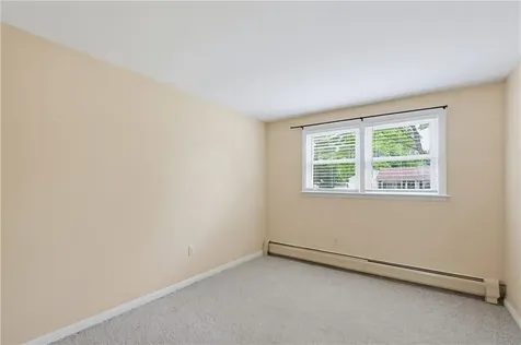 29 Rosedale Drive Bristol RI 02809