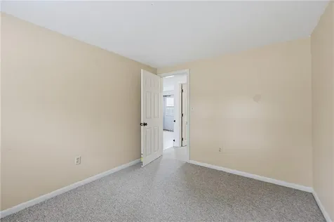 29 Rosedale Drive Bristol RI 02809