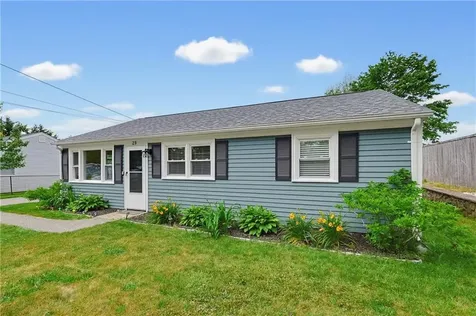29 Rosedale Drive Bristol RI 02809