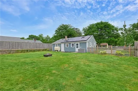 29 Rosedale Drive Bristol RI 02809