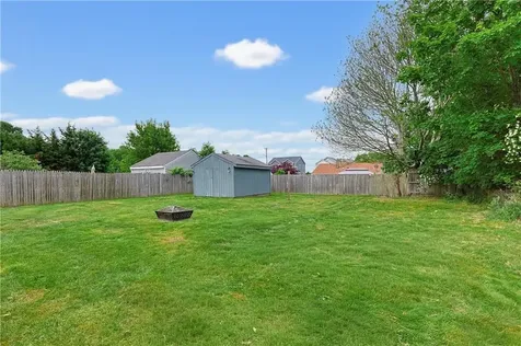 29 Rosedale Drive Bristol RI 02809