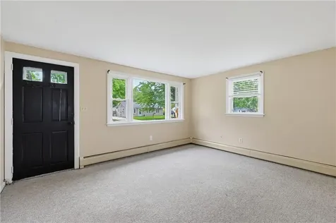 29 Rosedale Drive Bristol RI 02809