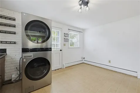 29 Rosedale Drive Bristol RI 02809