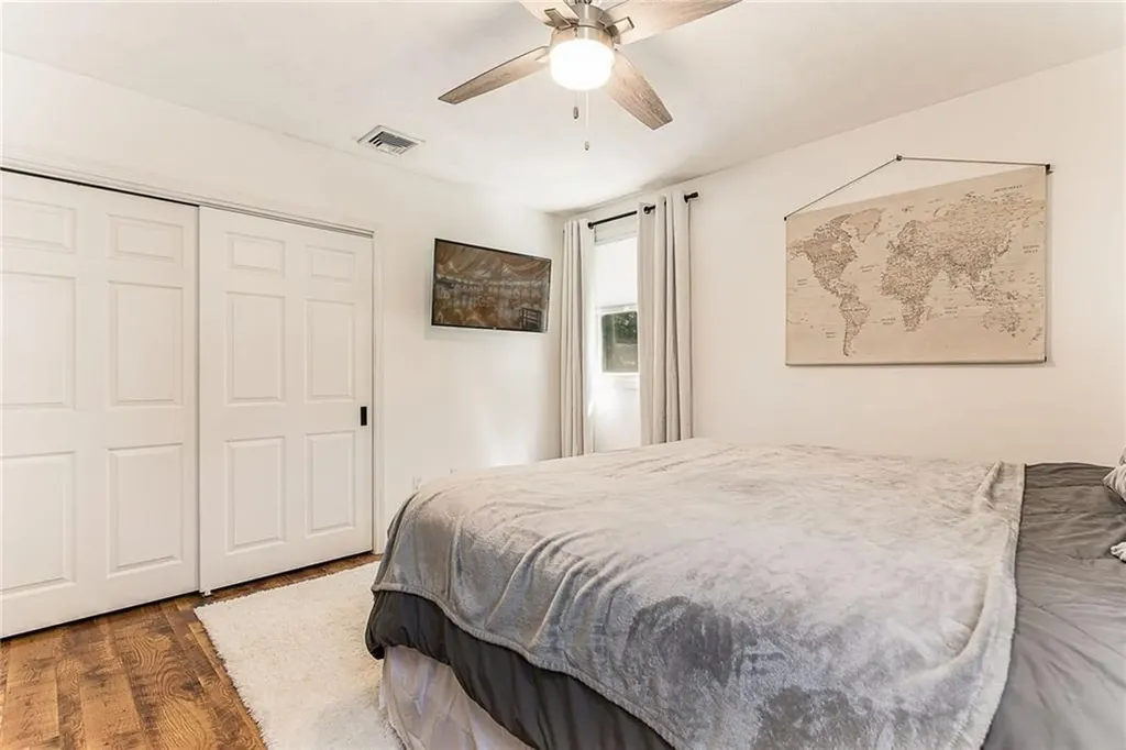 42 Seminole Trail Cranston RI 02921