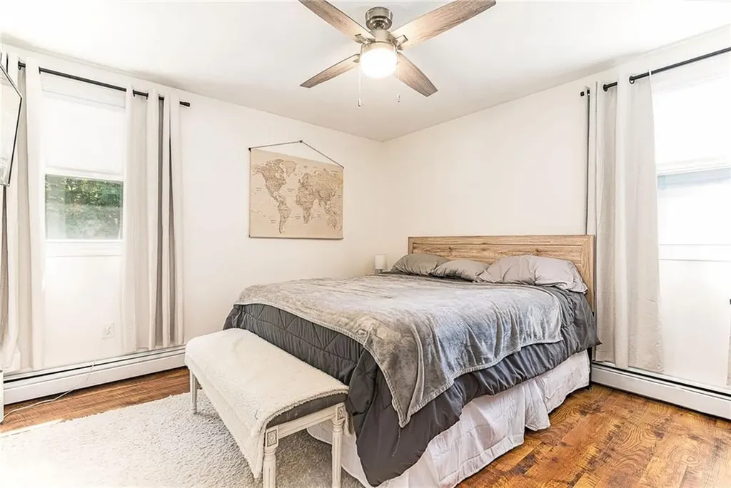 42 Seminole Trail Cranston RI 02921