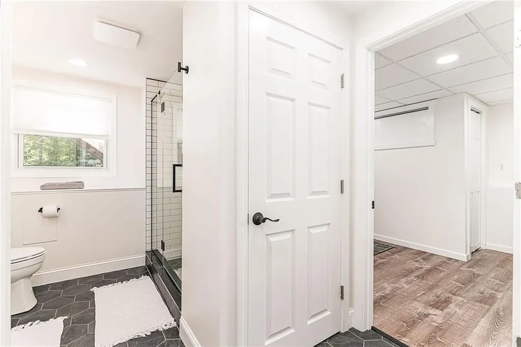 42 Seminole Trail Cranston RI 02921