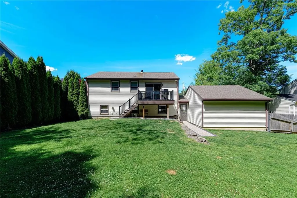 42 Seminole Trail Cranston RI 02921