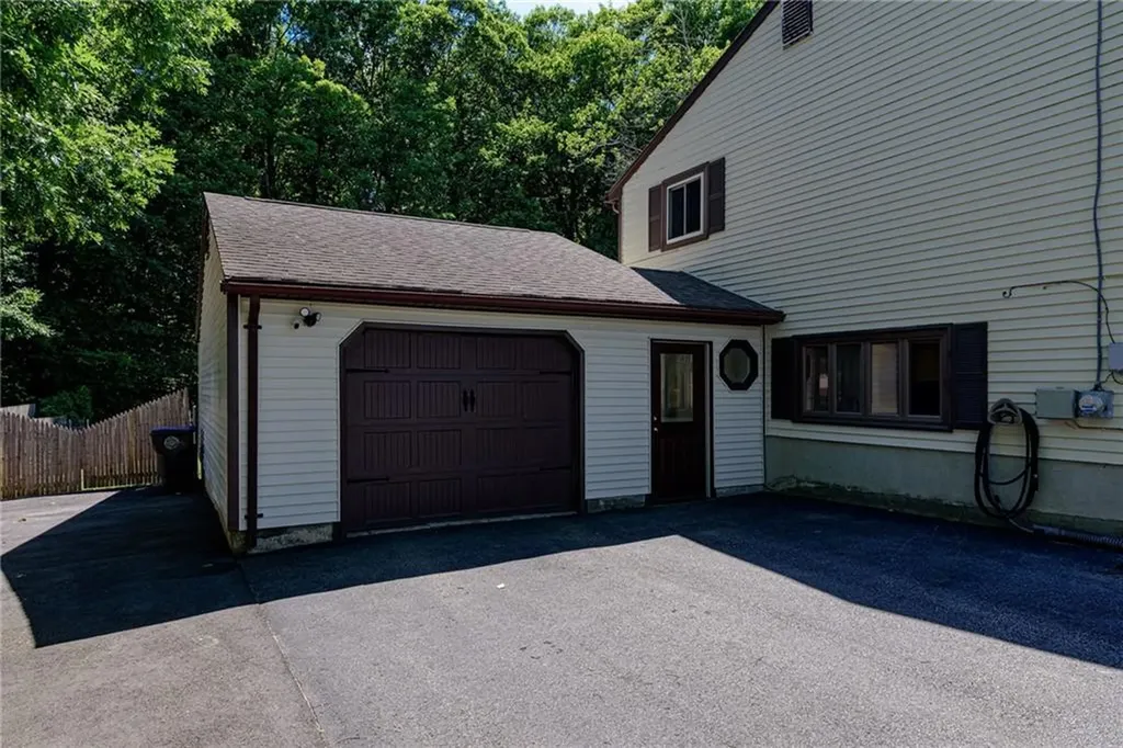42 Seminole Trail Cranston RI 02921