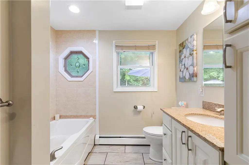 8 Palmer Street Smithfield RI 02828