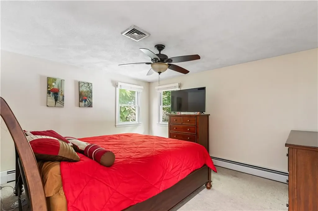8 Palmer Street Smithfield RI 02828