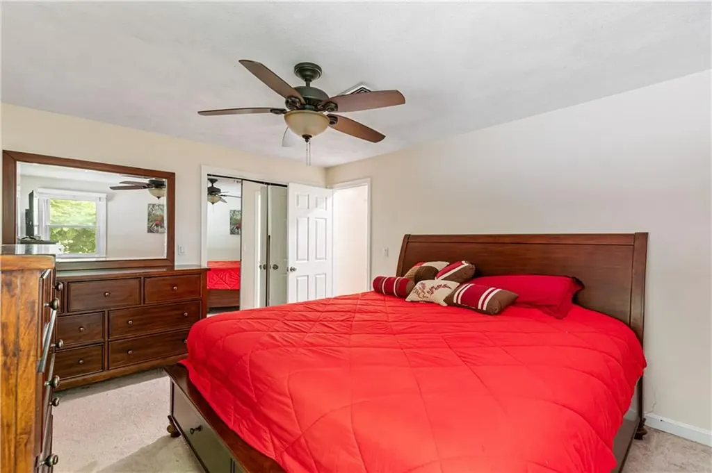 8 Palmer Street Smithfield RI 02828