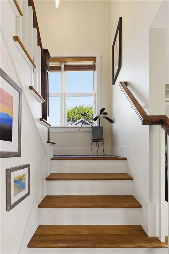 1124 Narragansett Boulevard Cranston RI 02905