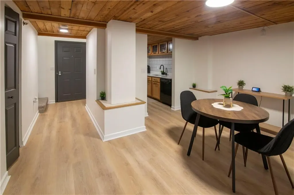 15 Higgins Street Smithfield RI 02917