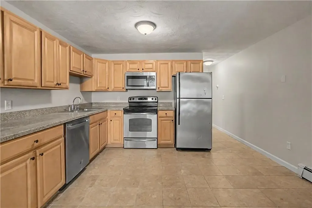 569 Smithfield Road North Providence RI 02904