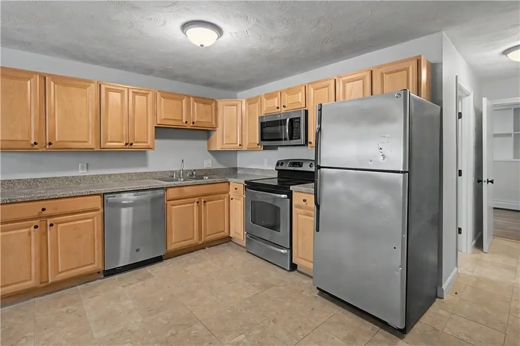 569 Smithfield Road North Providence RI 02904