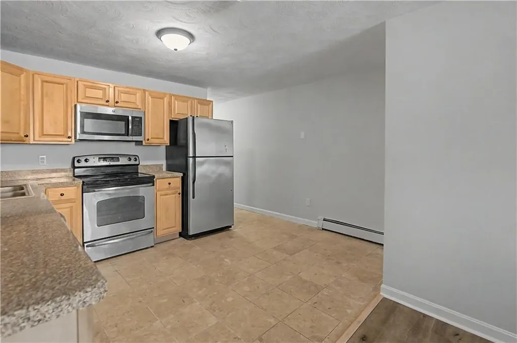 569 Smithfield Road North Providence RI 02904
