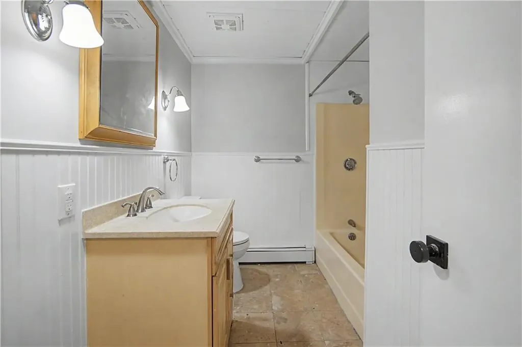 569 Smithfield Road North Providence RI 02904
