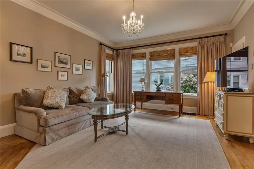 57 Arlington Avenue Providence RI 02906