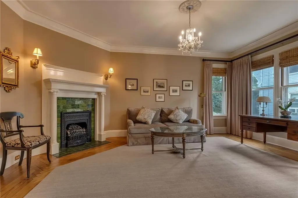 57 Arlington Avenue Providence RI 02906