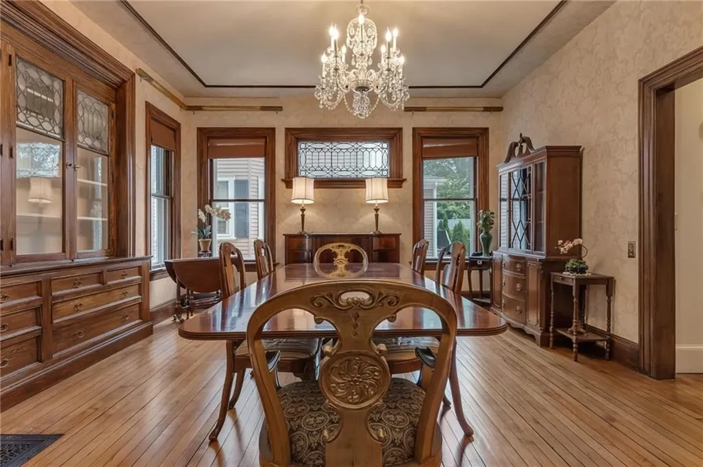 57 Arlington Avenue Providence RI 02906