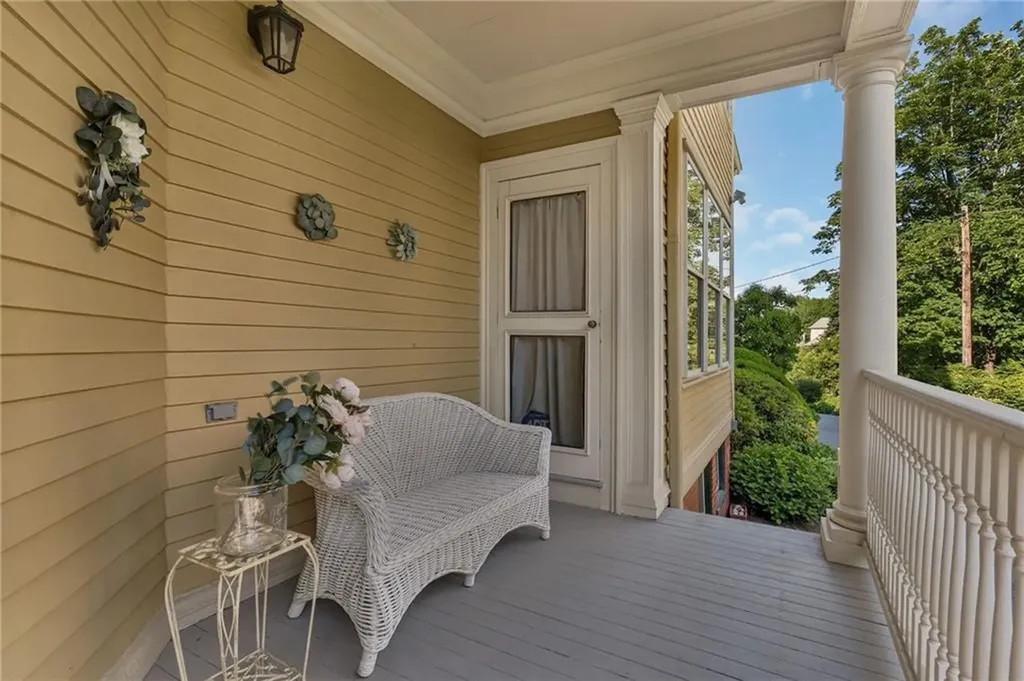 57 Arlington Avenue Providence RI 02906