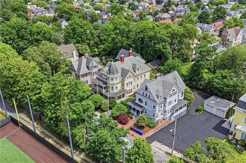 57 Arlington Avenue Providence RI 02906