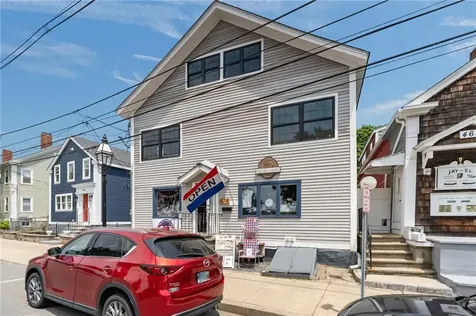 474 Thames Street Bristol RI 02809