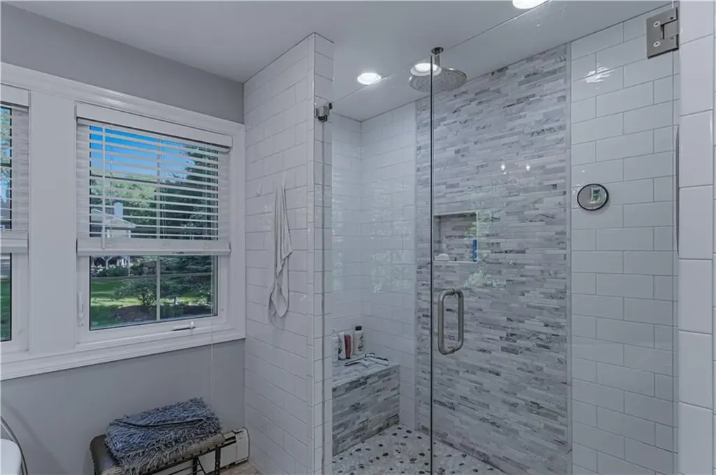2446 Plainfield Pike Johnston RI 02919