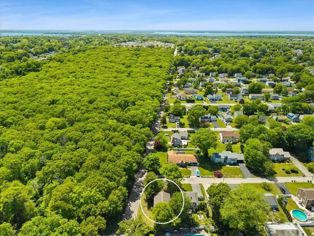 2 Lafayette Drive Bristol RI 02809