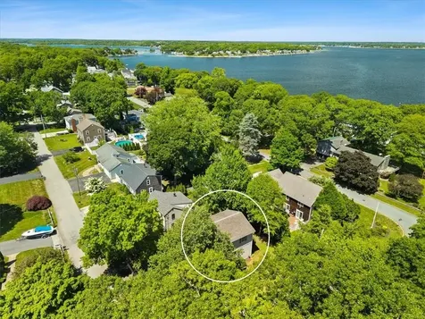 2 Lafayette Drive Bristol RI 02809