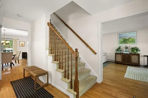 2 Lafayette Drive Bristol RI 02809