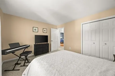2 Lafayette Drive Bristol RI 02809