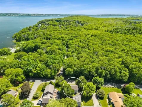 2 Lafayette Drive Bristol RI 02809
