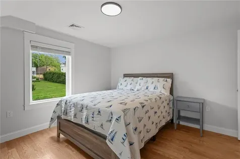 484 Thames Street Bristol RI 02809