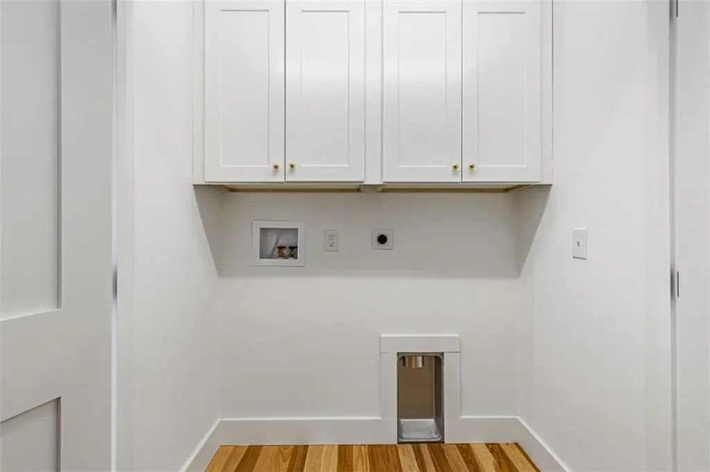 22 Farnsworth Avenue Tiverton RI 02878