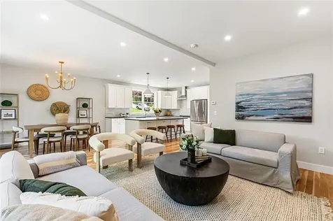 22 Farnsworth Avenue Tiverton RI 02878