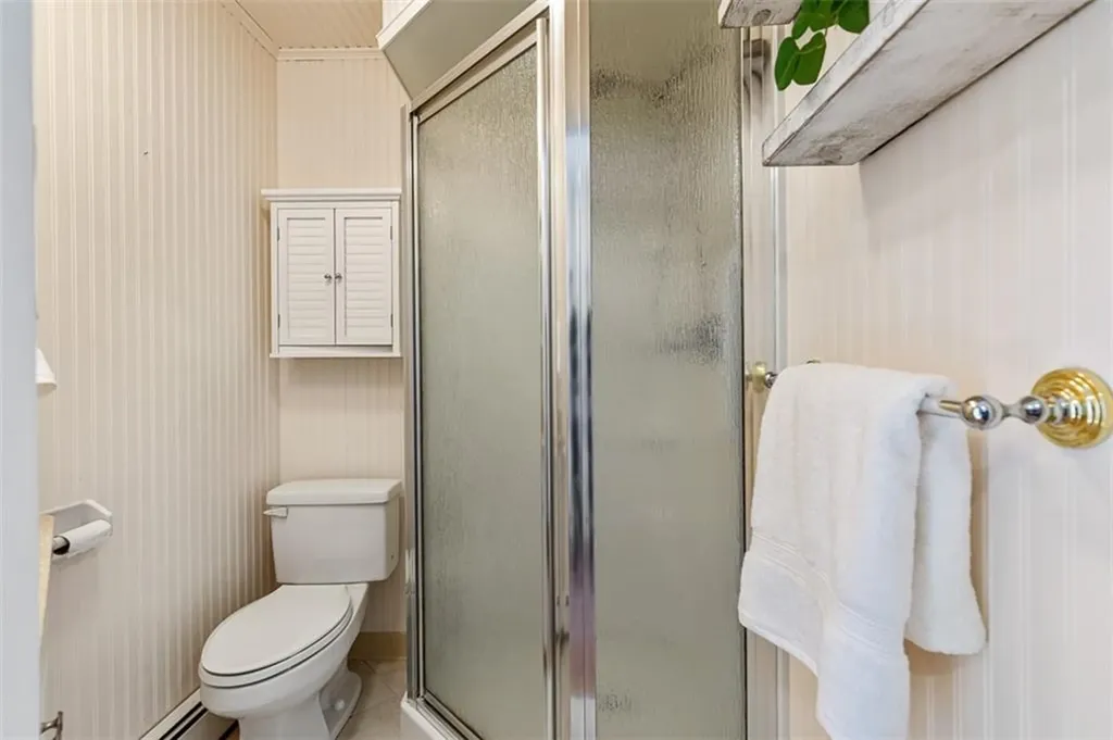15 Shore Drive Barrington RI 02806