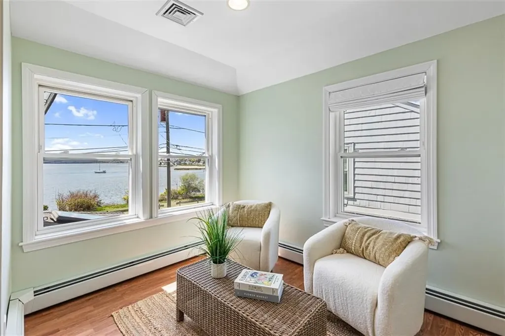 15 Shore Drive Barrington RI 02806