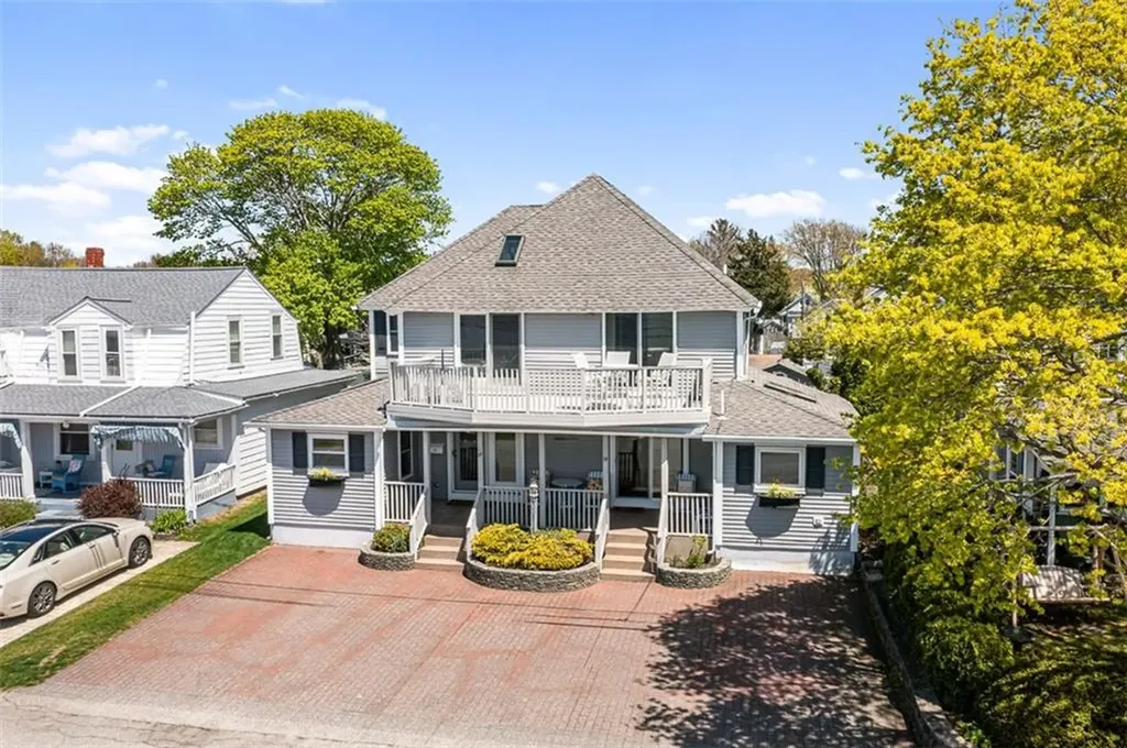 15 Shore Drive Barrington RI 02806