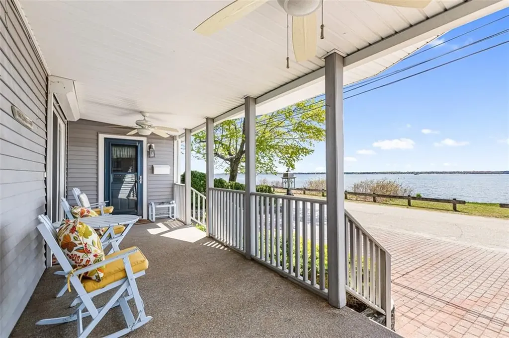 15 Shore Drive Barrington RI 02806