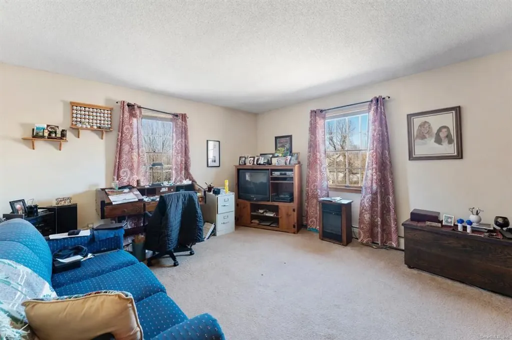 41 Margaret Henry Road Killingly CT 06239