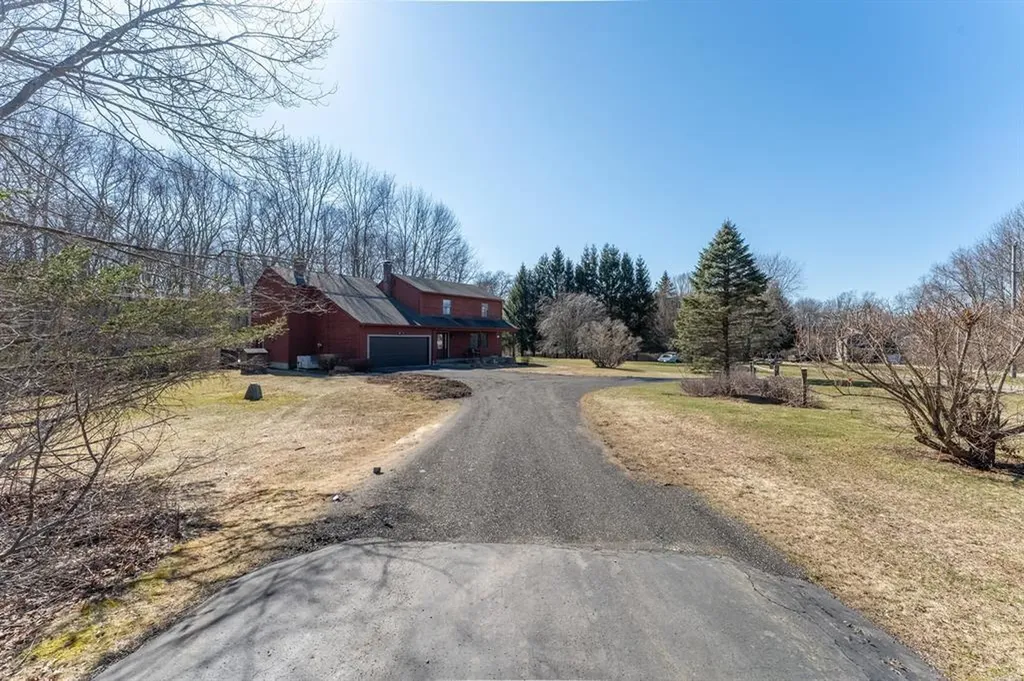 41 Margaret Henry Road Killingly CT 06239