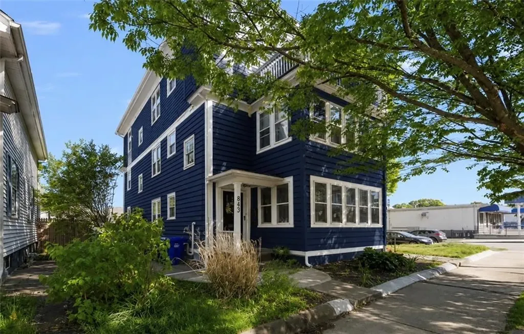 841 Hope Street Providence RI 02906